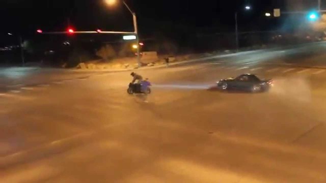 Illegal Street Drifters take over intersection on public street